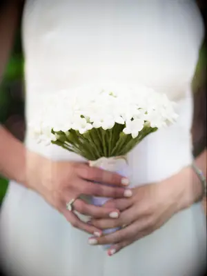All-white bouquet with stephanotis blooms