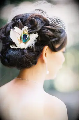 Peacock feather hair pin