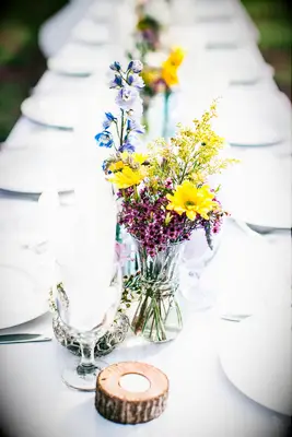 Wildflower Spring Simple Centerpiece