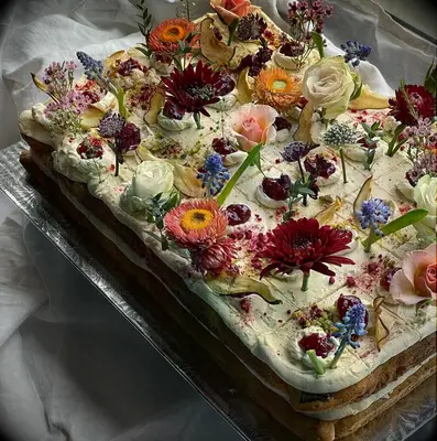 Bare-Sided Wedding Sheet Cake