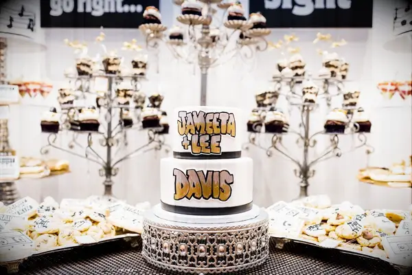 Graffiti wedding cake