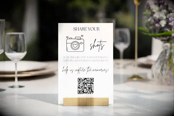 Share your shots qr code for wedding pictures