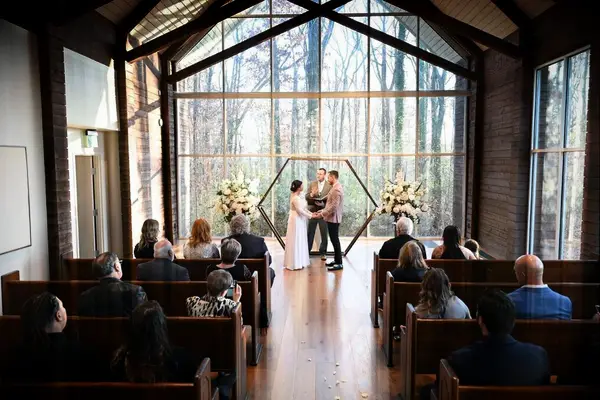 graceland chapel in the woods