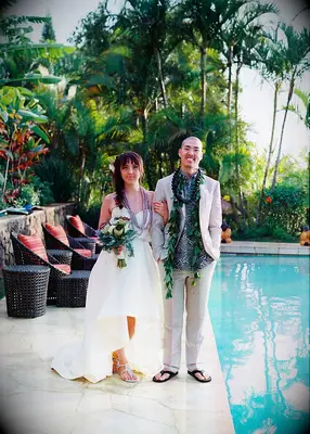 Aloha shirt at Hawaiian wedding