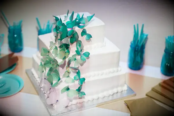 Butterfly-themed fairytale wedding cake