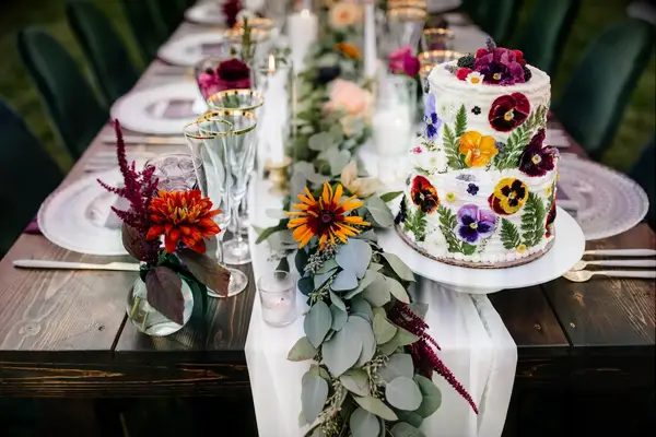 Eucalyptus Runner at Minimony in Colorado