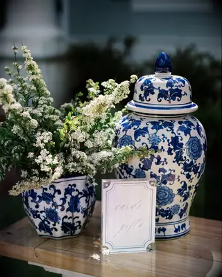 Romantic Decorative Vase Display