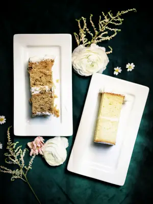 Carrot cake with cream cheese frosting or lemon cake with vanilla buttercream? You decide your cake flavor.