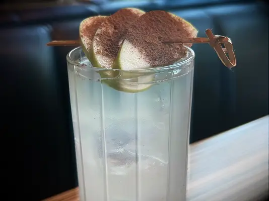 Citrine Dreamscape fall wedding drink