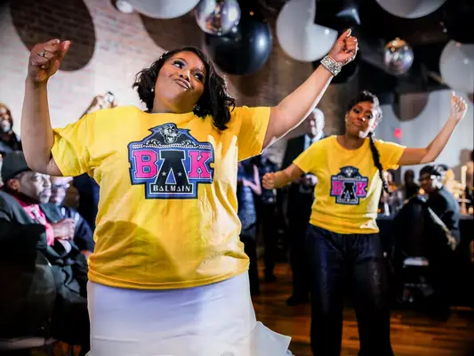 115 sange fra bryllupsfestivalen for at starte festen