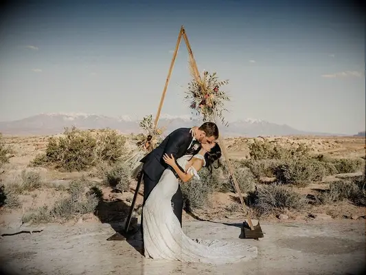 Outdoor Wedding Venues Under Canvas Moab