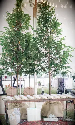 Natural gift table decor garden wedding idea