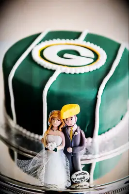 Green Bay Packers groom
