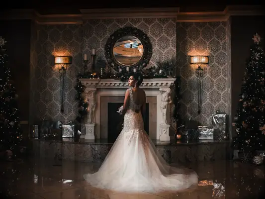 winter wedding ideas christmas tree decor