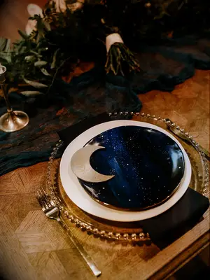 winter wedding ideas celestial decor