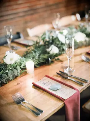 winter wedding ideas rustic table setting
