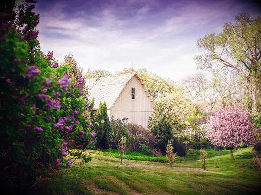 Lilac Hill barn wedding venue