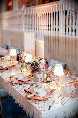 Champagne event table setting