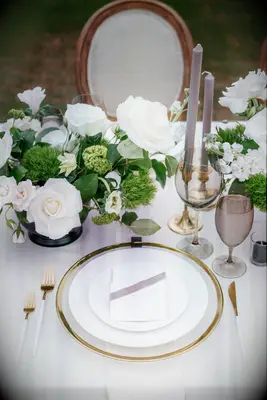 Sophisticated dining setting