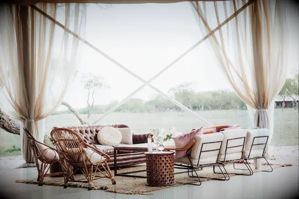 Outdoor lounge seating