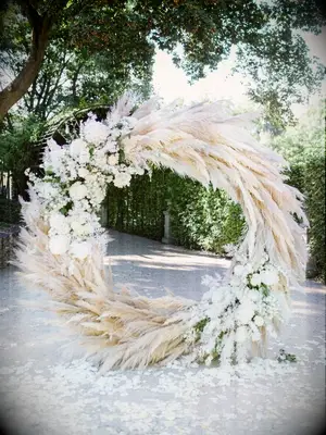 Pampas grass round ceremony altar arch