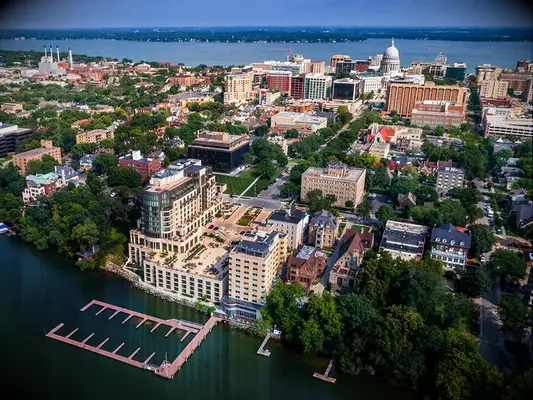 Waterfront wedding venue in Madison, Wisconsin.