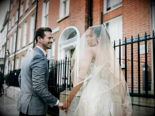 Irish bride with Irish wedding veil