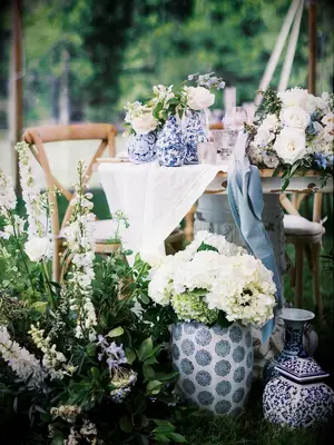 A blue china-themed reception space.