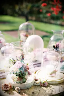 Floral cloche centerpieces for your spring wedding