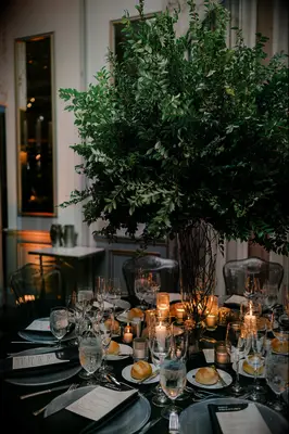 15 centrotavola per matrimoni che attirano l'attenzione