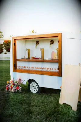 Bar Cart for your fun outdoor wedding reception