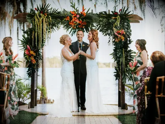 Lake wedding venue in Orlando, Florida.