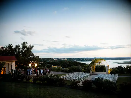 Lake wedding venue in Austin, Texas.