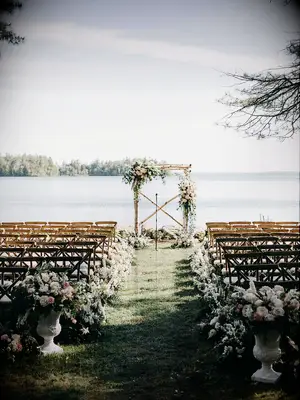 Lake wedding venue in South Casco, Maine.