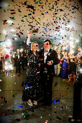 Confetti for the best wedding photo booth aesthetic