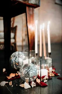 Candle tapers and disco ball wedding decor ideas