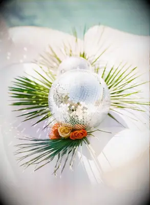 Disco pool decor for your wedding reception