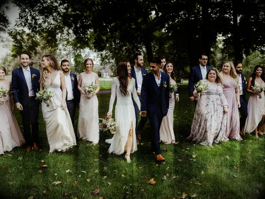 Neutral dress colors at a fall wedding