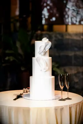 Modern all-white wedding cake