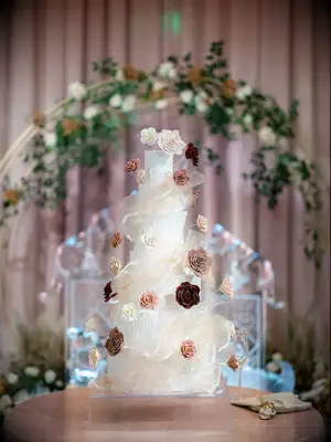 Rose covered wedding cake