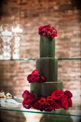 Green and red marble wedding cake