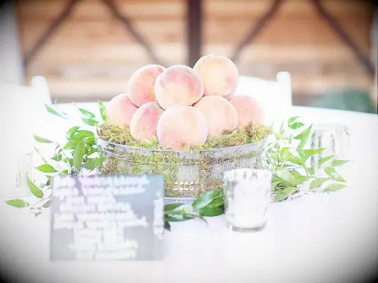 fresh peaches as reception centerpiece