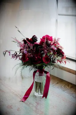 Burgunday bouquet of flowers in a vase