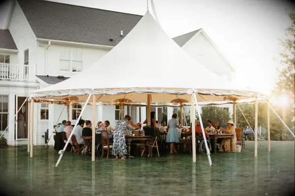 Round event tent