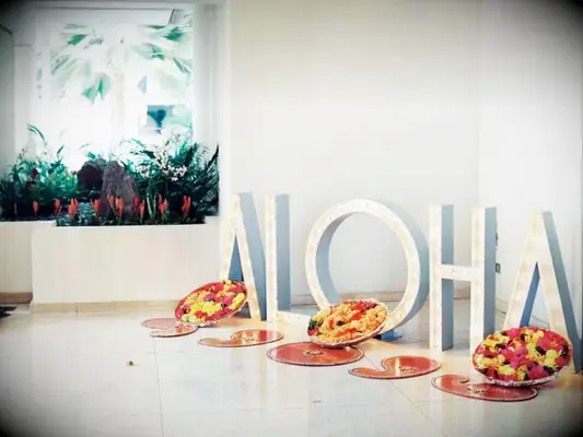 Aloha sign in marquee letters