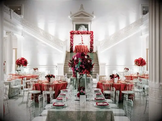 Ballroom wedding with red-and-gray wedding color palette