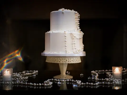 Simple pearl wedding cake