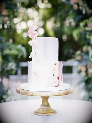 Simple floral wedding cake