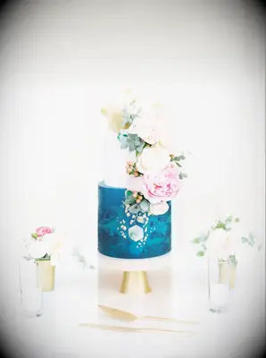 Blue Wedding Cake at Villa Montalvo at the Montalvo Arts Center in Saratoga, California