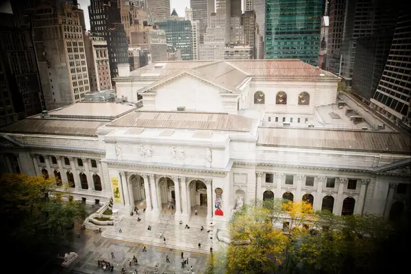 new york public library exterior